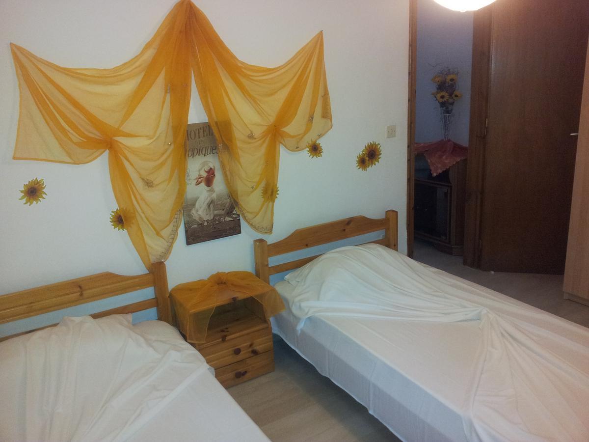 Panorama Apartments Флогита Екстериор снимка